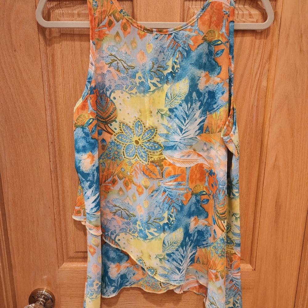 Floral Layered Tank - Picture 2 of 4
